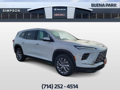 Used 2026 Buick Enclave Preferred image 2