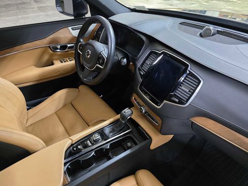 Used 2018 Volvo XC90 T6 Inscription w/ Convenience Package image 10
