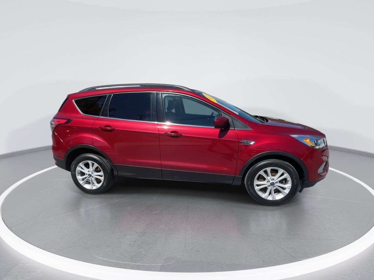 Used 2018 Ford Escape SEL AWD/4WD image 9