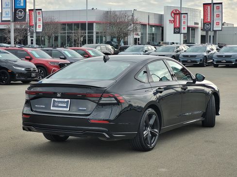 Certified 2025 Honda Accord Sport image 4