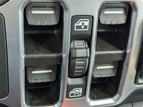 Certified 2025 Jeep Gladiator Nighthawk image 22