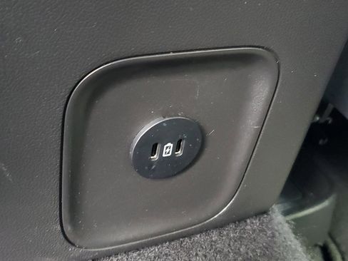 Used 2025 Ford Escape ST-Line image 18