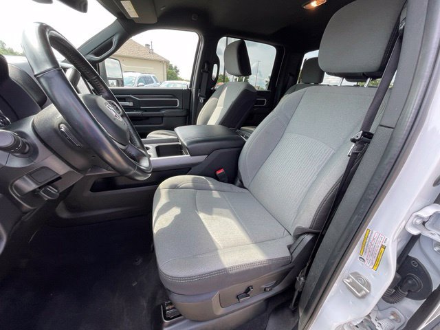 Used 2024 RAM 2500 Big Horn w/ Off Road Package AWD/4WD image 11