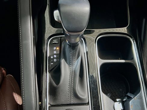 Used 2024 Kia Telluride SX image 13