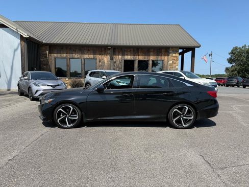 Used 2022 Honda Accord Sport Special Edition image 2