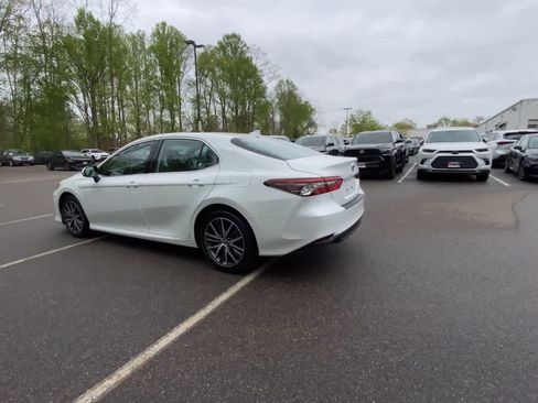 Used 2024 Toyota Camry XLE w/ Navigation Package AWD/4WD image 11