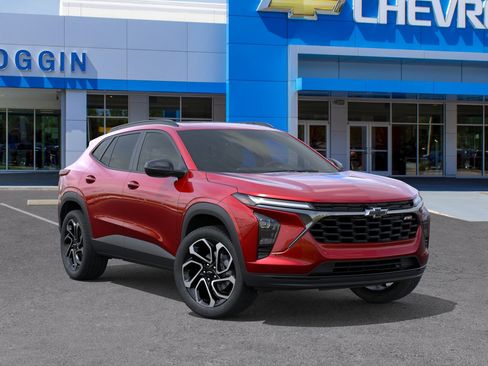 New 2026 Chevrolet Trax RS FWD image 7