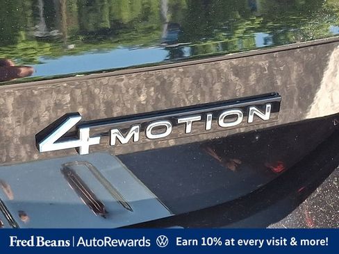 Certified 2023 Volkswagen Taos SEL AWD/4WD image 38