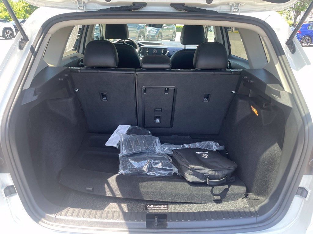 Certified 2023 Volkswagen Taos SE FWD image 20