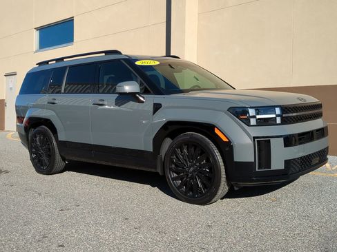 Used 2024 Hyundai Santa Fe Calligraphy image 2