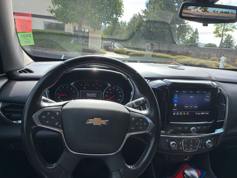 Used 2021 Chevrolet Traverse Premier w/ Redline Edition FWD image 26