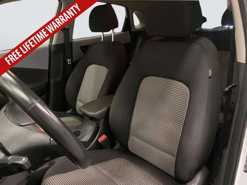 Used 2019 Hyundai Kona SEL FWD image 26
