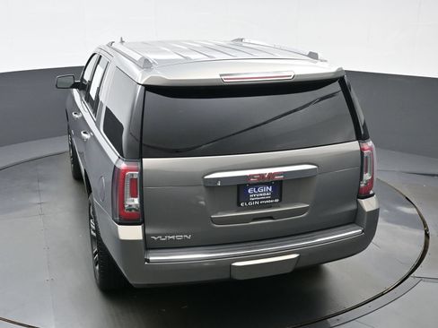 Used 2019 GMC Yukon Denali w/ Denali Ultimate Package AWD/4WD image 39