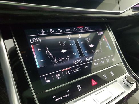 Used 2023 Audi Q7 3.0T Prestige w/ Prestige Package AWD/4WD image 30