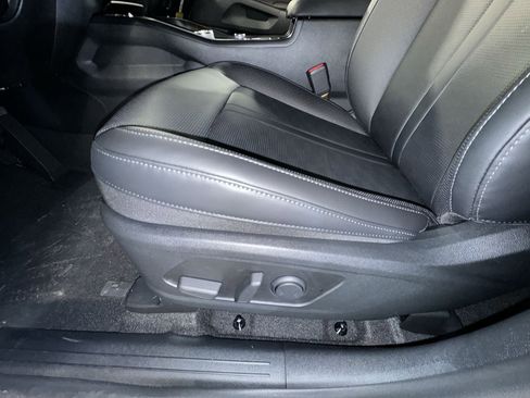 Certified 2025 Kia Sorento EX w/ EX Panoramic Sunroof Package image 15