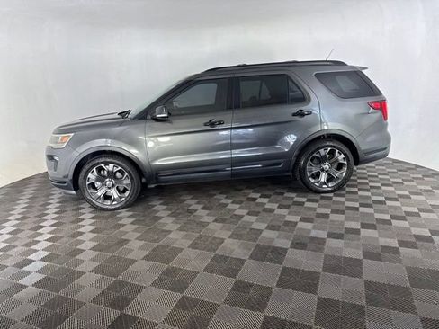 Used 2018 Ford Explorer Sport w/ Equipment Group 401A AWD/4WD image 10