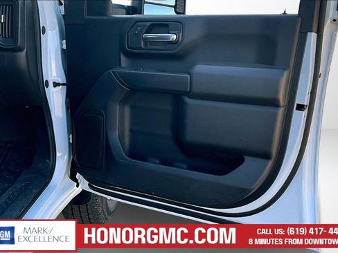 Used 2024 GMC Sierra 2500 Pro w/ Convenience Package AWD/4WD image 28