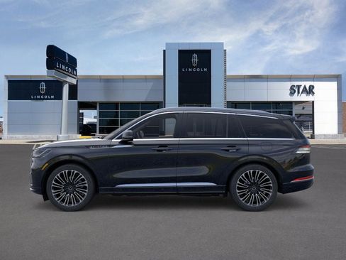 New 2025 Lincoln Aviator Black Label image 3