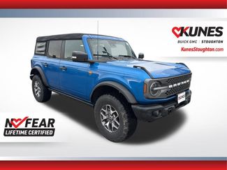 Used 2023 Ford Bronco Badlands video 1