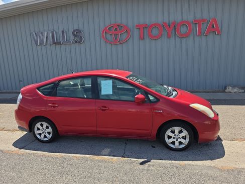 Used 2006 Toyota Prius FWD image 1