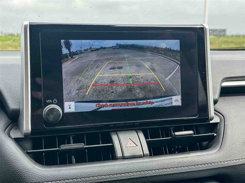 Certified 2024 Toyota RAV4 XLE image 31