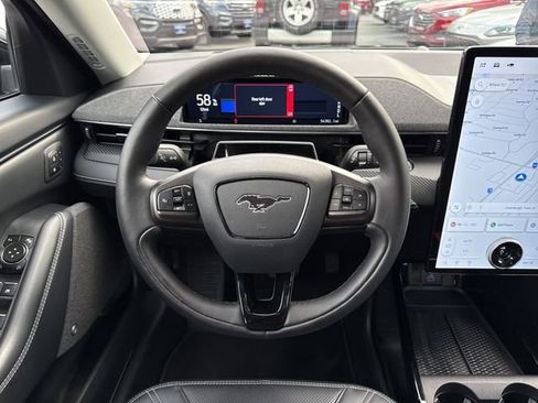 Used 2022 Ford Mustang Mach-E Premium image 12