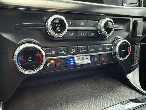 Used 2022 Ford F150 Platinum w/ Equipment Group 701A High image 36