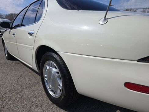 Used 1997 INFINITI J30 image 31