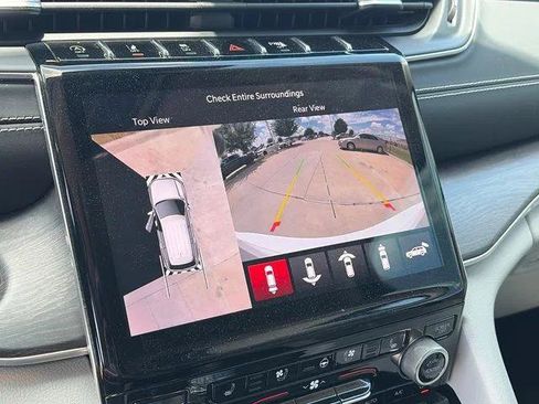 Certified 2021 Jeep Grand Cherokee L Overland w/ Advanced Protech Group III AWD/4WD image 25