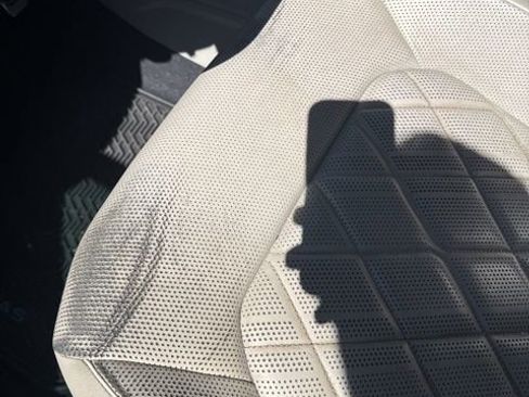 Used 2024 Volkswagen Atlas SEL Premium R-Line image 5