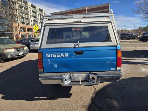 Used 1996 Nissan Pickup XE image 8