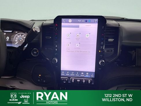 New 2026 RAM 2500 Limited AWD/4WD image 32