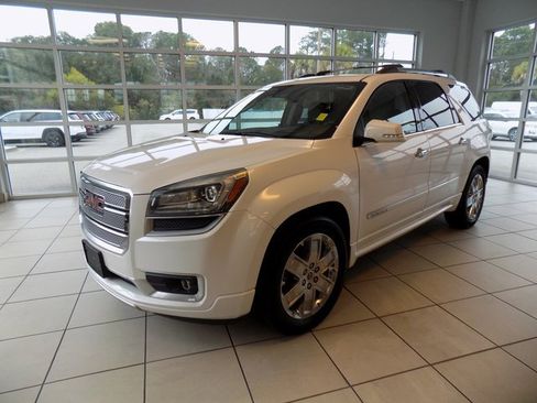 Used 2016 GMC Acadia Denali image 3