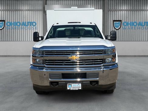 Used 2016 Chevrolet Silverado 3500 W/T RWD image 2