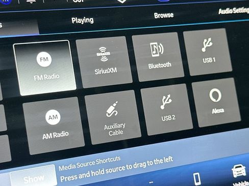 Used 2023 Chrysler Pacifica Limited FWD image 29