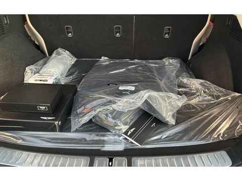 New 2026 Genesis GV70 2.5T Select image 10