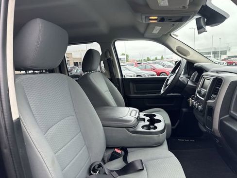 Used 2016 RAM 1500 Express w/ Black Ram 1500 Express Group AWD/4WD image 15