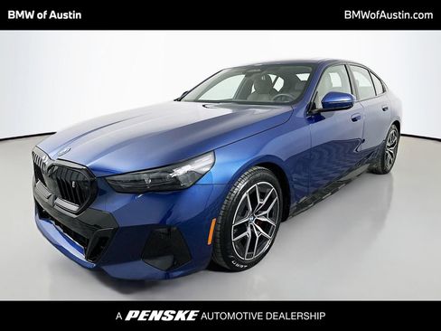 Used 2026 BMW i5 eDrive40 w/ M Sport Package image 1