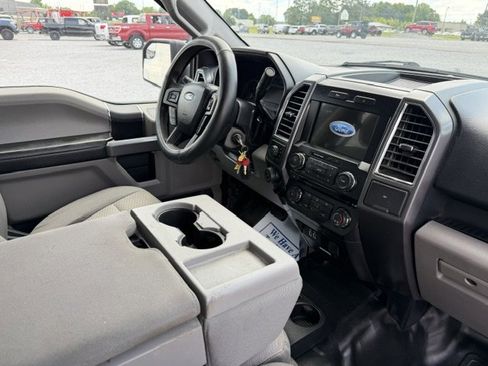 Used 2016 Ford F150 XLT w/ Trailer Tow Package AWD/4WD image 9