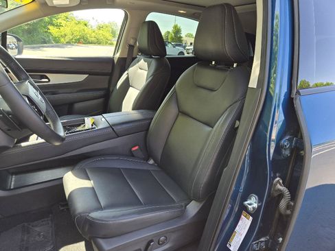 Used 2025 Nissan Murano SL w/ Cargo Package AWD/4WD image 13