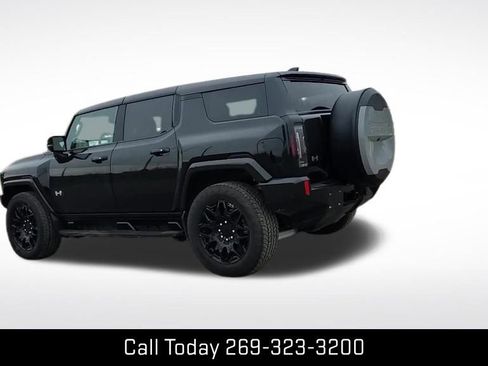Certified 2024 GMC Hummer EV 2X w/ LPO, Illumination Package image 5