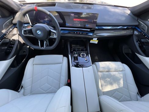 New 2025 BMW i5 M60 w/ Executive Package image 20