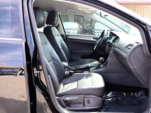 Used 2015 Volkswagen Golf TDI S FWD image 16