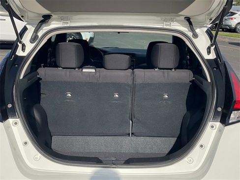 Used 2022 Nissan Leaf S image 24