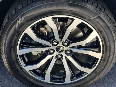 Used 2020 Ford Explorer ST w/ Premium Technology Package AWD/4WD image 21