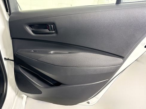 Used 2024 Toyota Corolla LE FWD image 27