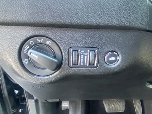 Used 2023 Dodge Charger GT w/ Blacktop Package image 12