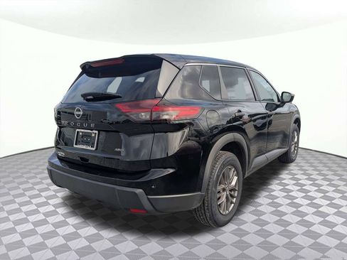 Used 2024 Nissan Rogue S AWD/4WD image 3