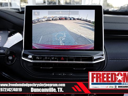 New 2026 Jeep Compass Latitude image 20