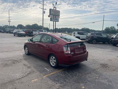Used 2004 Toyota Prius w/ Pkg 9 FWD image 7